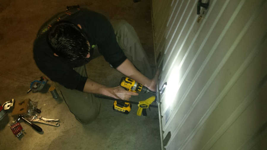 Pourquoi Choisir Notre Artisan Porte Garage à Poissy ?