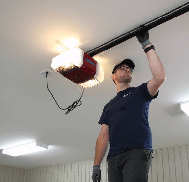 Tarifs et devis pour l'entretien porte de garage à Poissy